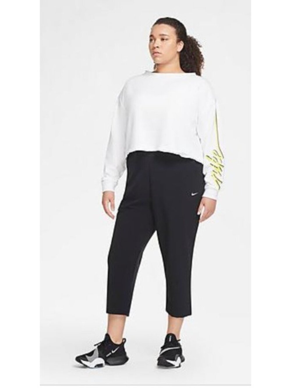 Nike Womens Bliss Victory 7/8 Training Pants Plus Size 3X DRI-FIT DA3153-010